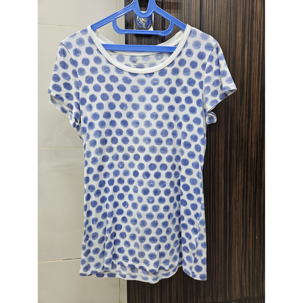 PRELOVED SECOND GAP POLKA TSHIRT SHORT SLEEVES WOMAN TOP TEE SIZE XS ORI BAJU ATASAN KAOS LENGAN PEN