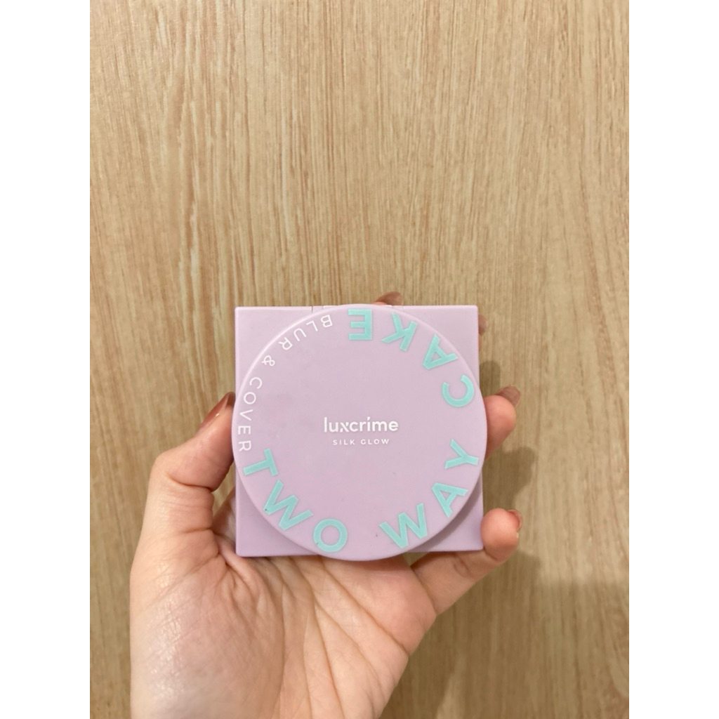 Preloved Luxcrime Silk Glow Blur & Cover Two Way Cake