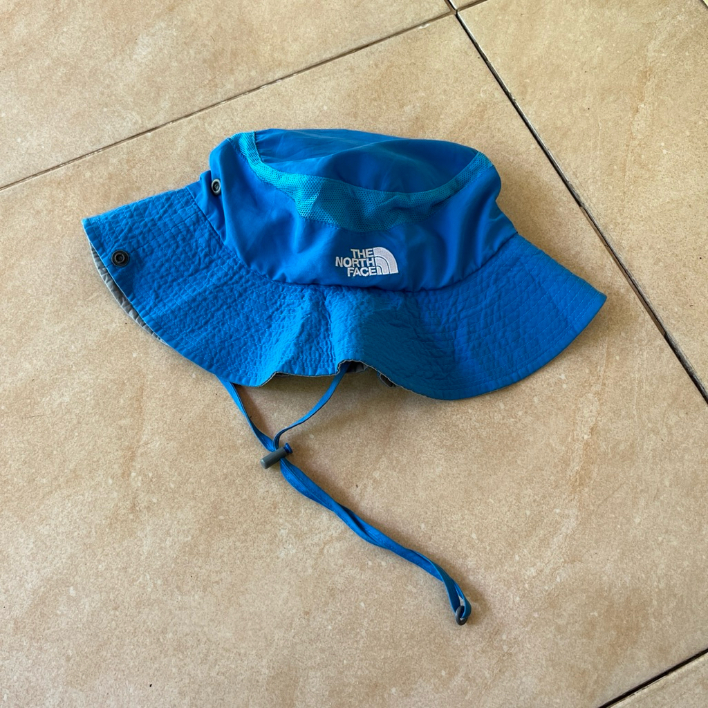 topi rimba tnf warna biru size m 57-59 cm