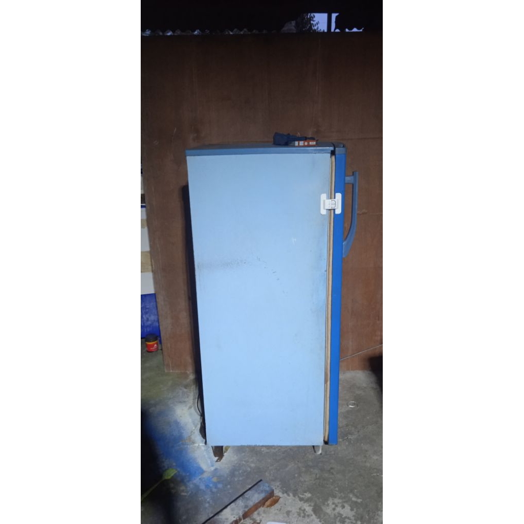 kulkas 1 pintu, Polytron bekas layak pakai dingin nyes