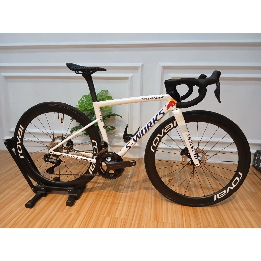 ROADBIKE SPECIALIZED TARMAC S-WORKS SL8 TEAM RED BULL BORA HANSGHORE LTD 2025 ACM