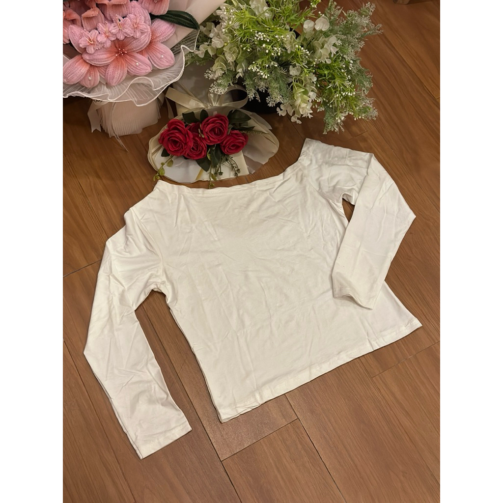 PRELOVED Top One shoulder wanita - Sabrina Off shoulder top