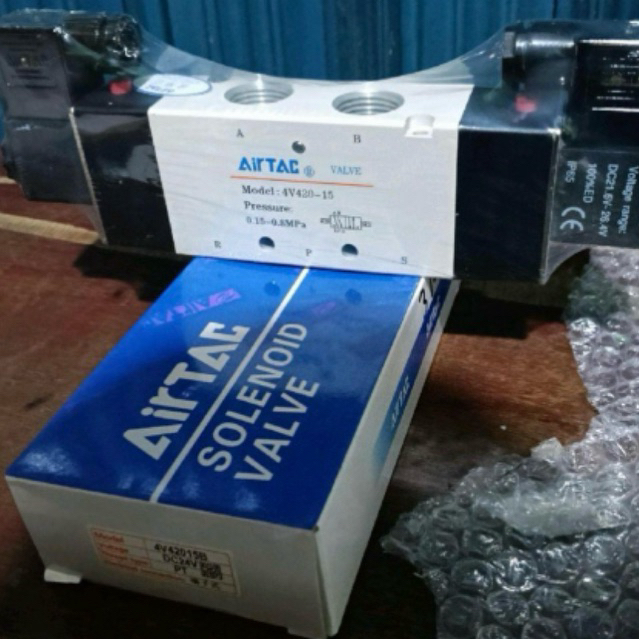 SOLENOID VALVE AIRTAC 4V4220-15 24VDC ORIGINAL