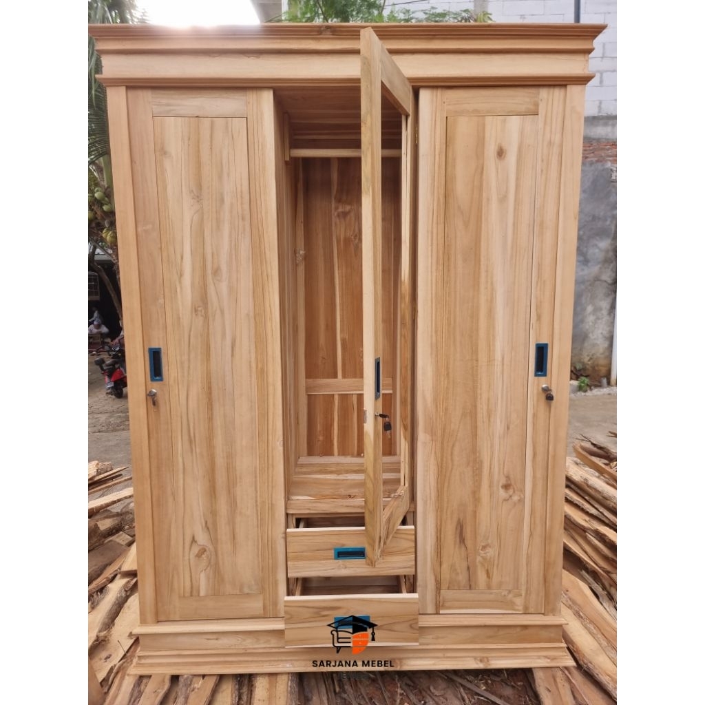 Wardrobe Solid Teak Wood 3 Door Sleeding