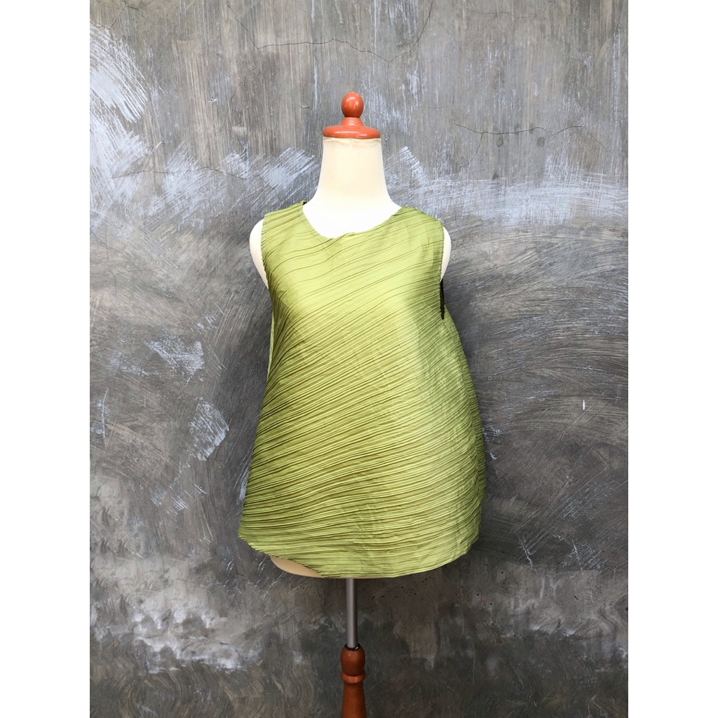 Homme Plisse Issey Miyake Asymmetrically Women Tops