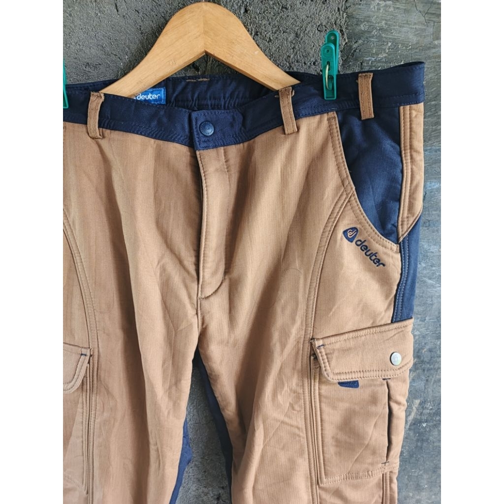 celana kargo soft Shell Deuter second
