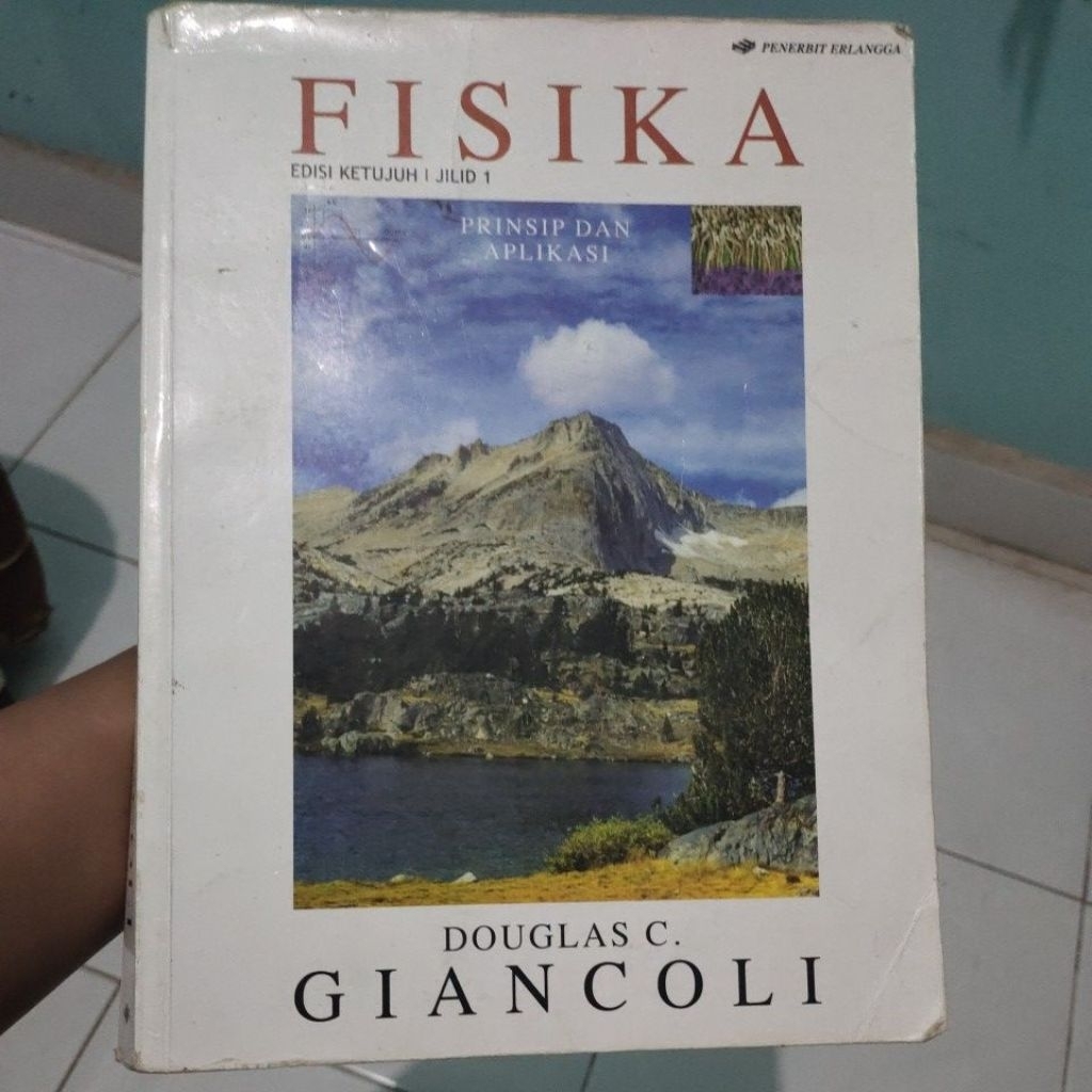 (Preloved) Buku Fisika Giancoli Edisi Ketujuh Jilid 1