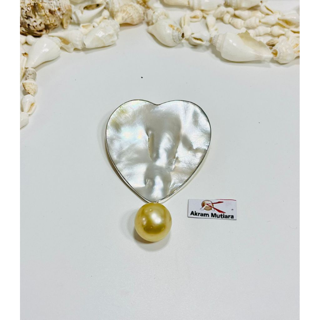 Bros perak kerang handmade mutiara air Laut asli lombok/ Bros etnik