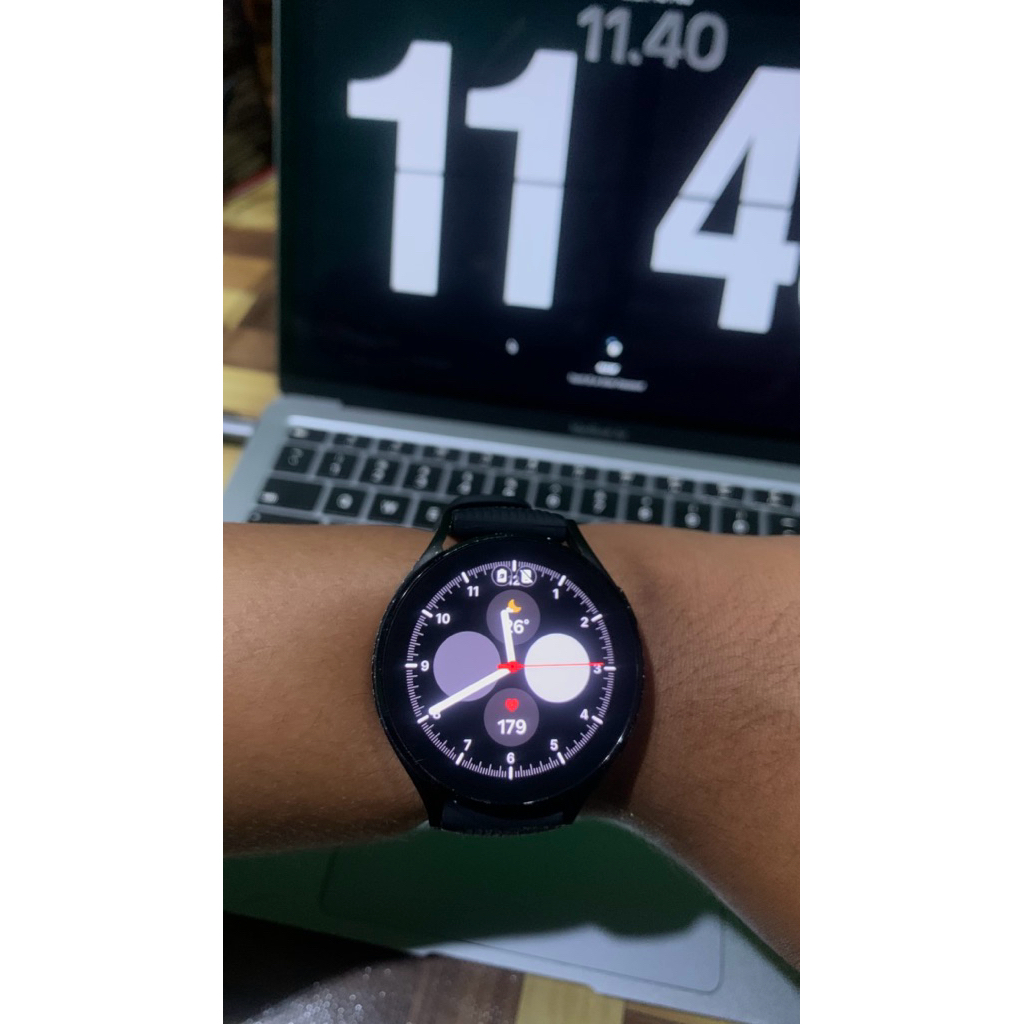 Samsung Galaxy Watch 4