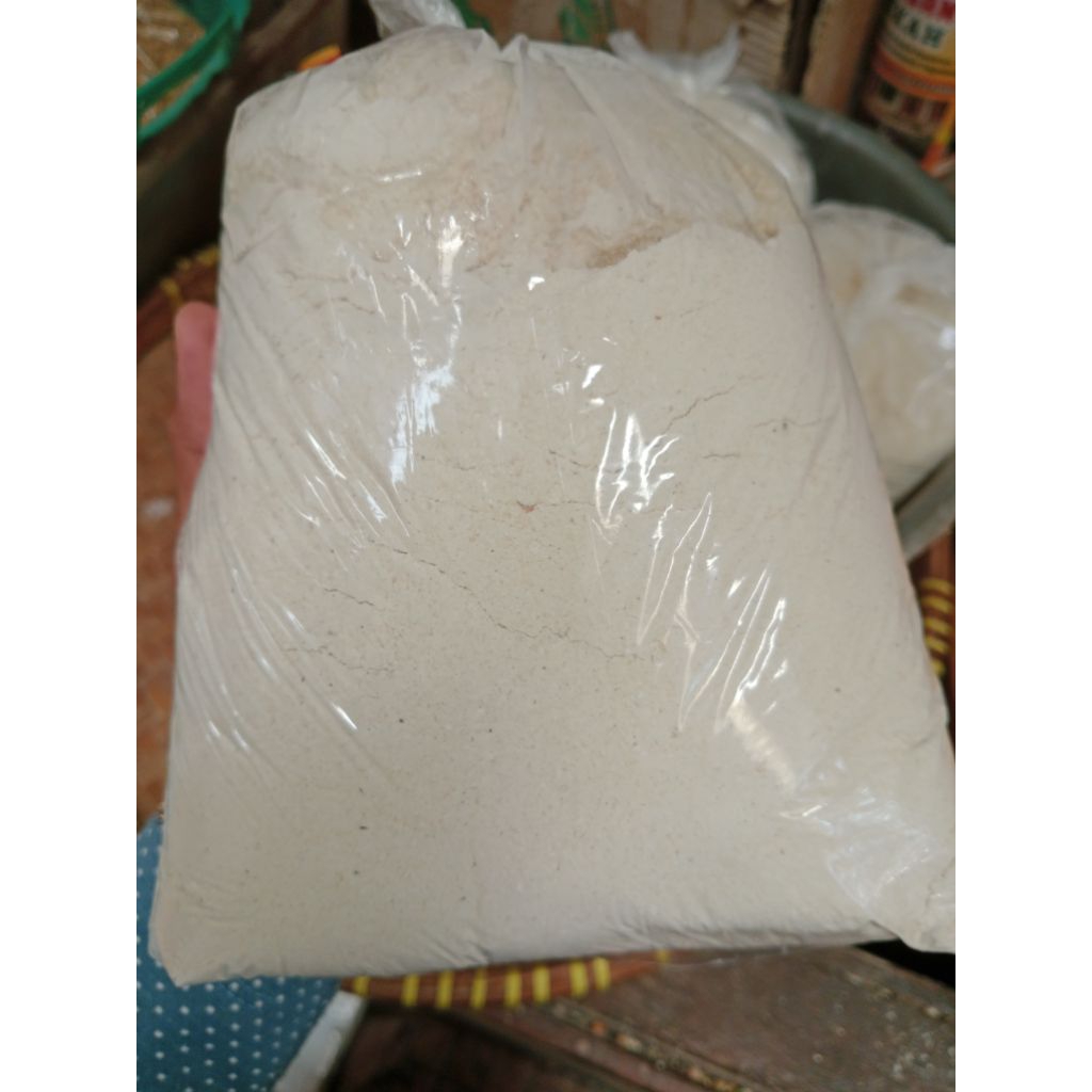 tepung tiwul 1kg