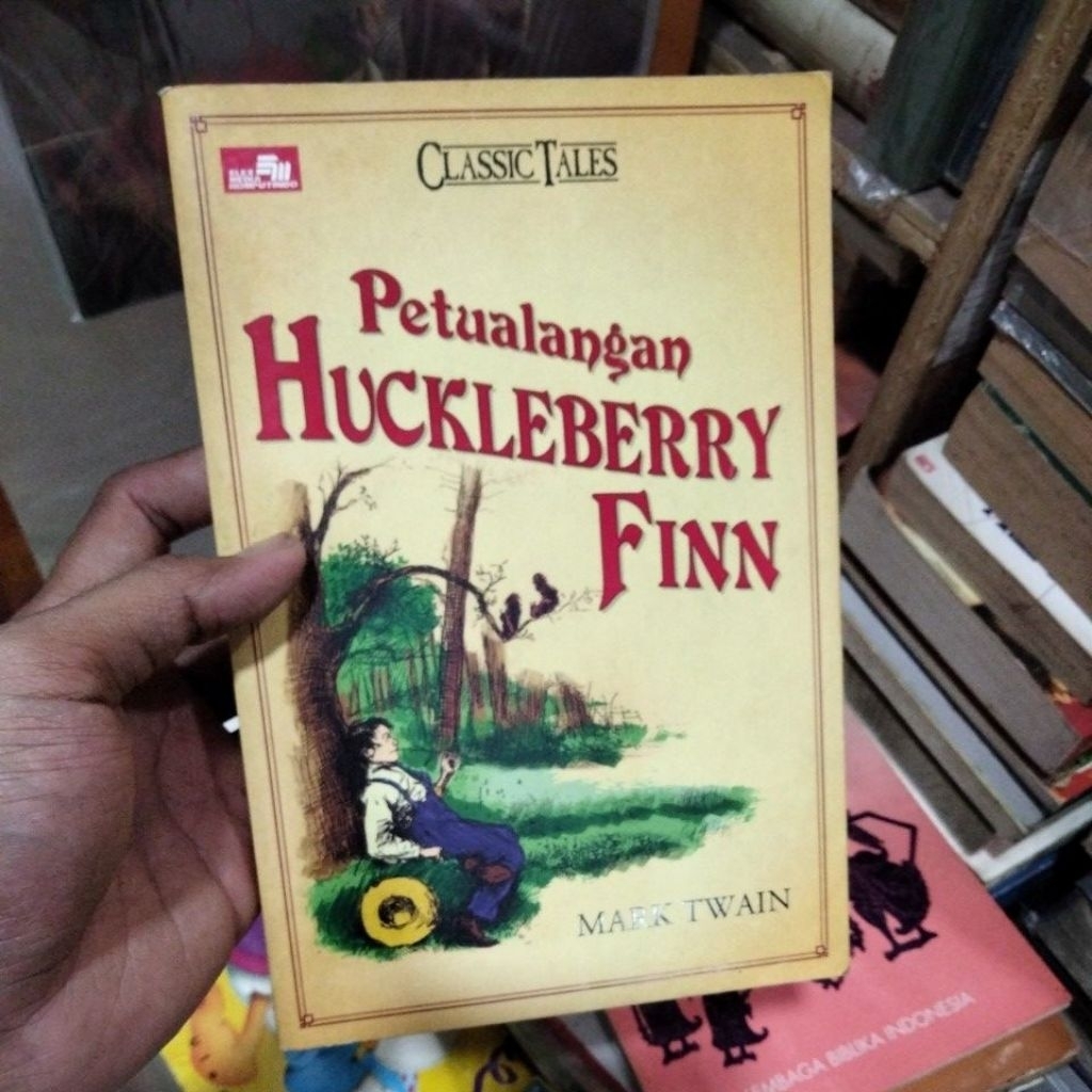 petualang huckleberry finn Mark twain