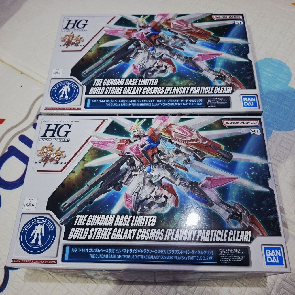 HG Gundam Build Strike Galaxy Cosmos (Plavsky Particle Clear) Bandai