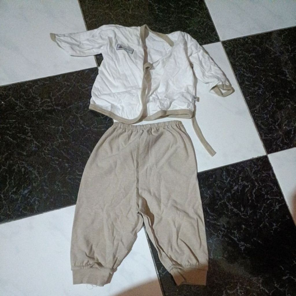 preloved setelan baju bayi merk Nary