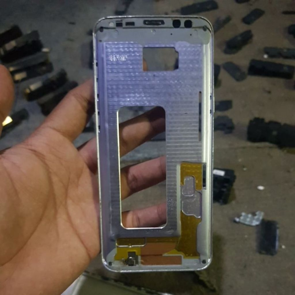 FRAME HOUSING TATAKAN LCD SAMSUNG S8+ / PLUS - ORIGINAL COPOTAN