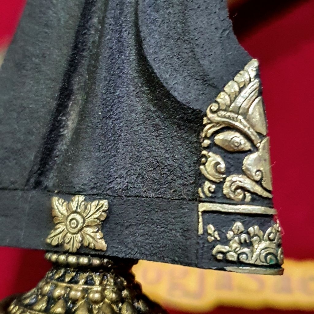 Keris Lar Ngatap Makoro Kinatah Keleng Mataram sepuh.