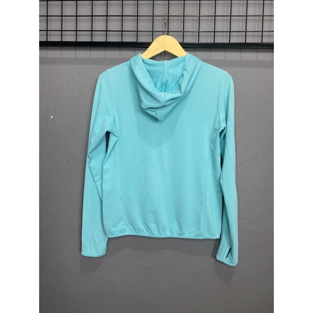 UNIQLO AIRISM UV CUT JAKET