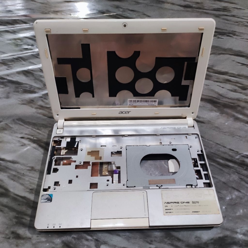Casing Case Kesing Laptop Acer Aspire One D270 d270