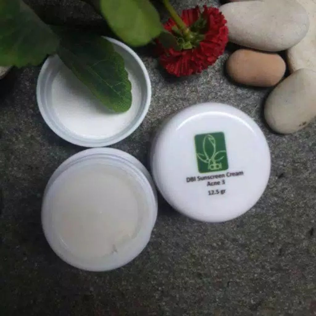 dbi suncreen acne3
