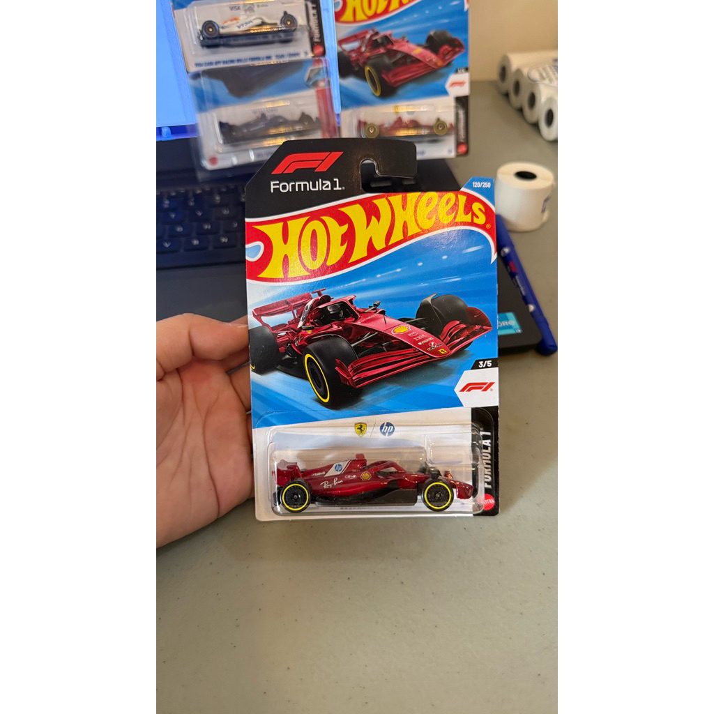 Hotwheels Mobil F1 Scuderia Ferrari HP | mobil F1 ferrari