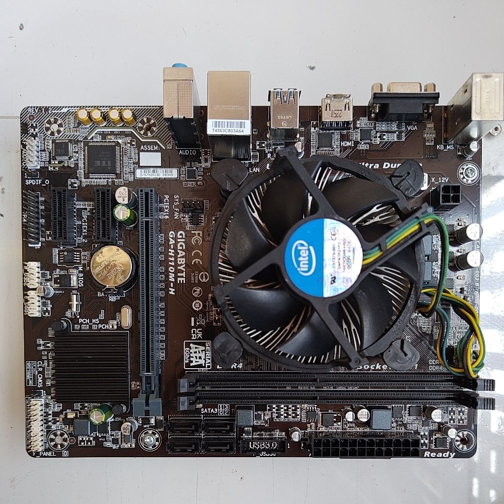 motherboard gigabyte GA-H110M-H+prosesor core i5-6500