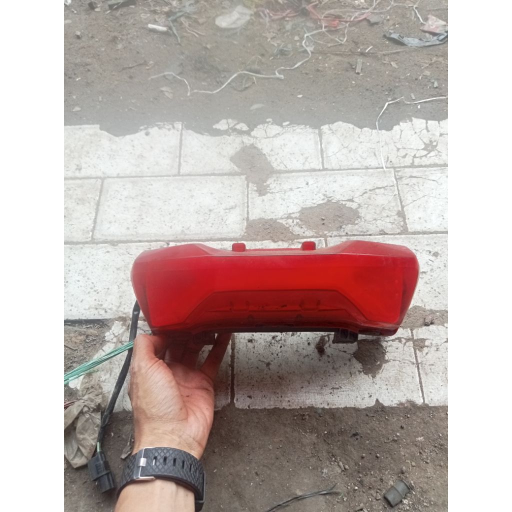 LAMPU STOP ADV 150 ORIGINAL