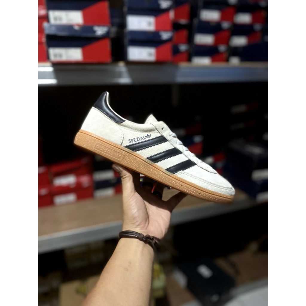 SEPATU SNEAKERS CASUAL ADIDAS HANDBALL SPEZIAL GREY ORIGINAL 100% BNIB RESMI