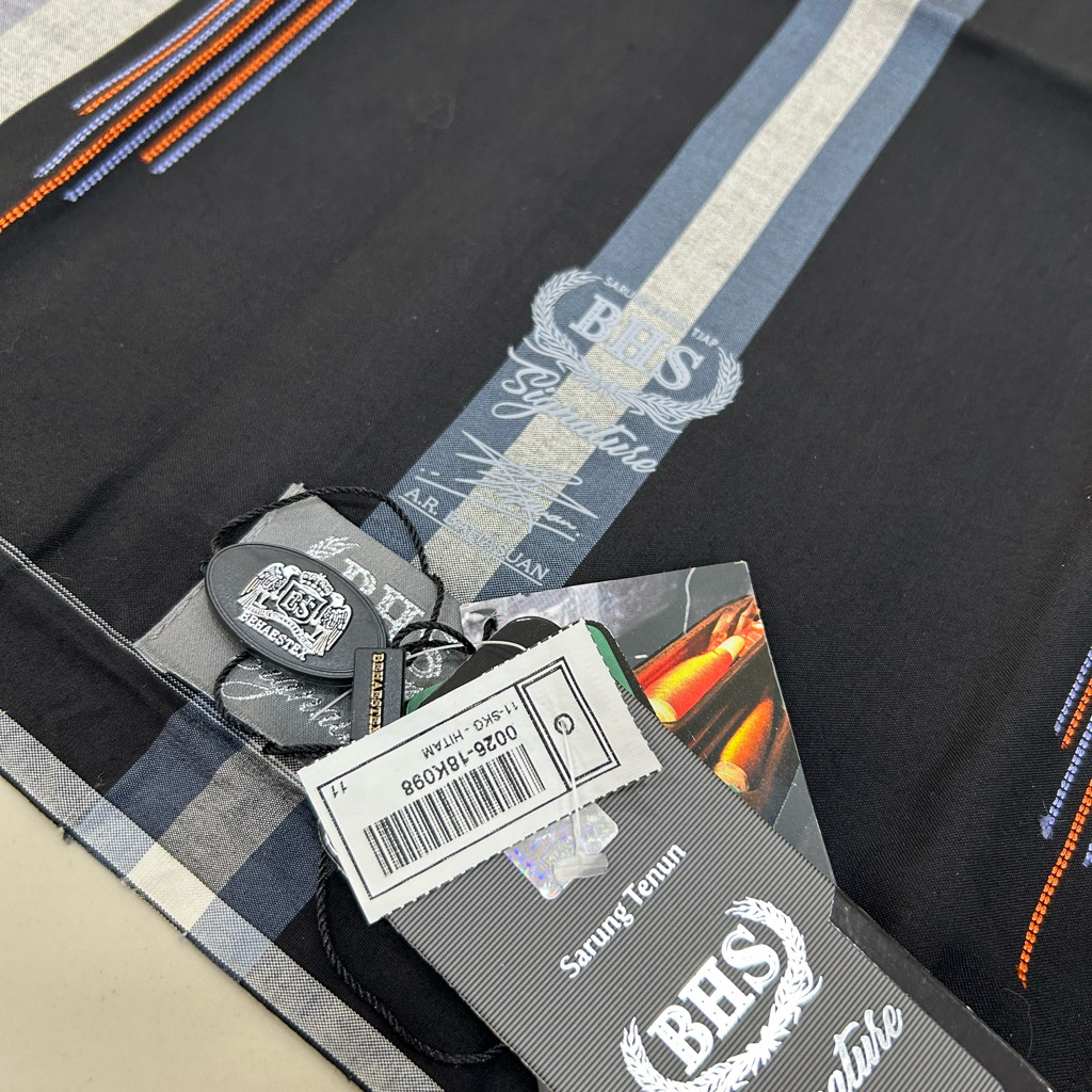 SARUNG BHS ROYAL  SIGNATURE SKG KGN MS SILVER SEMI SUTERA JAHIT TENGAH
