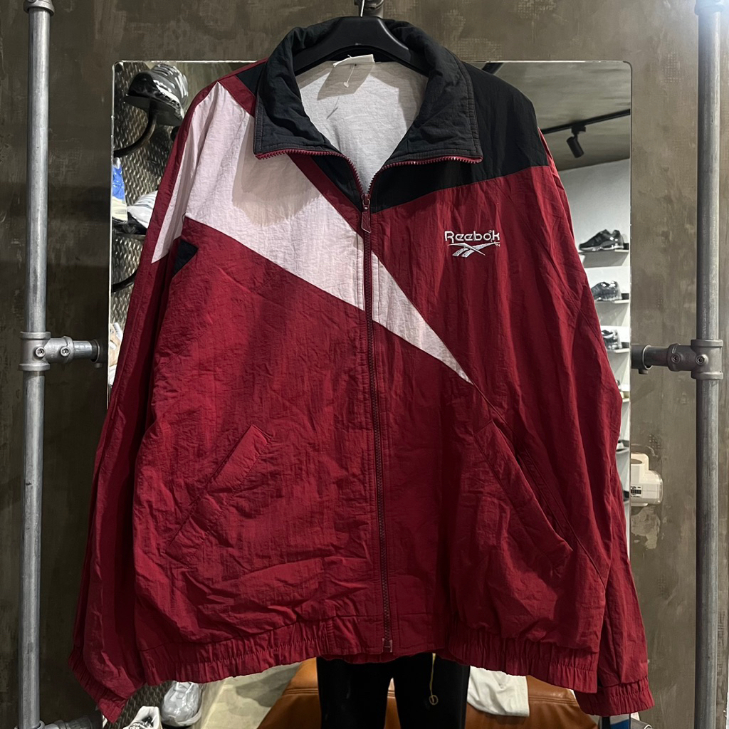 Reebok vintage windbreaker jacket
