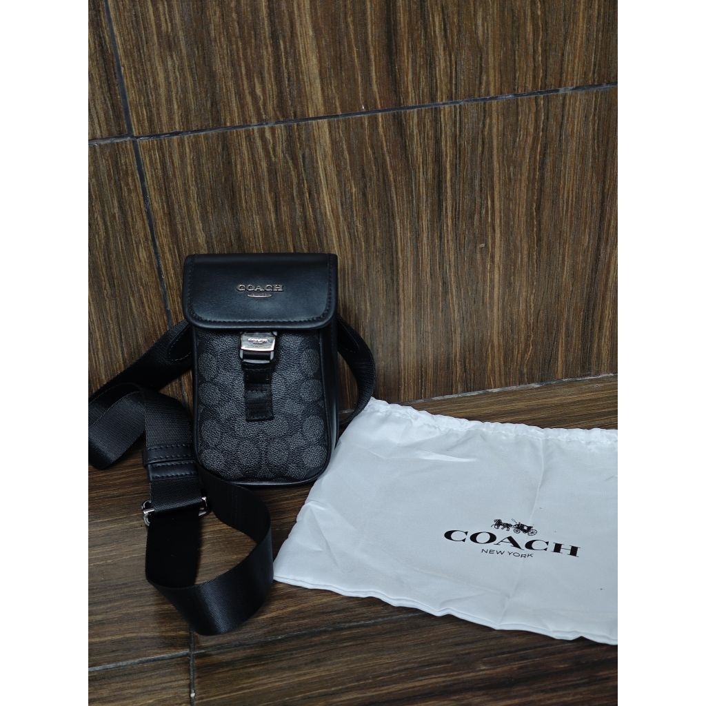 Coach Racer phone Crossbody bag