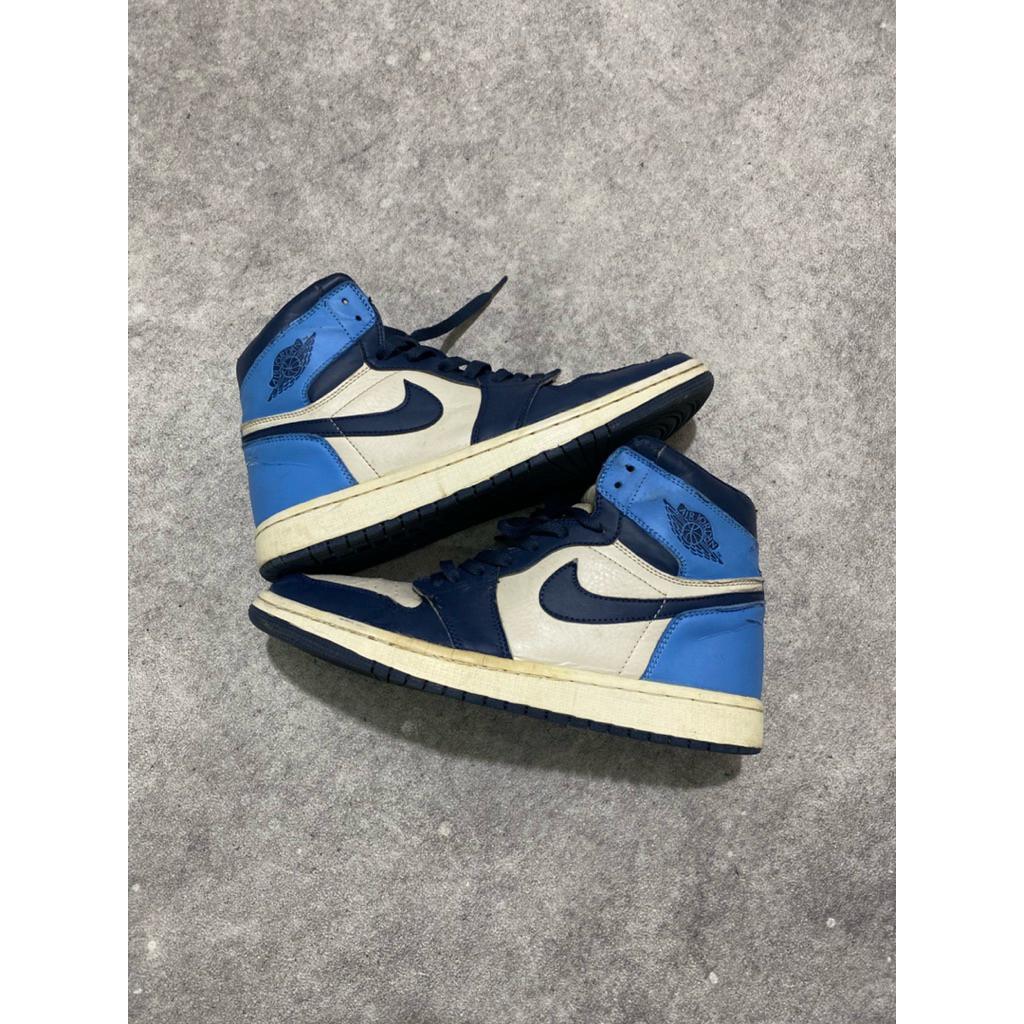 Nike Air Jordan 1 Retro High OG 'Obsidian'.