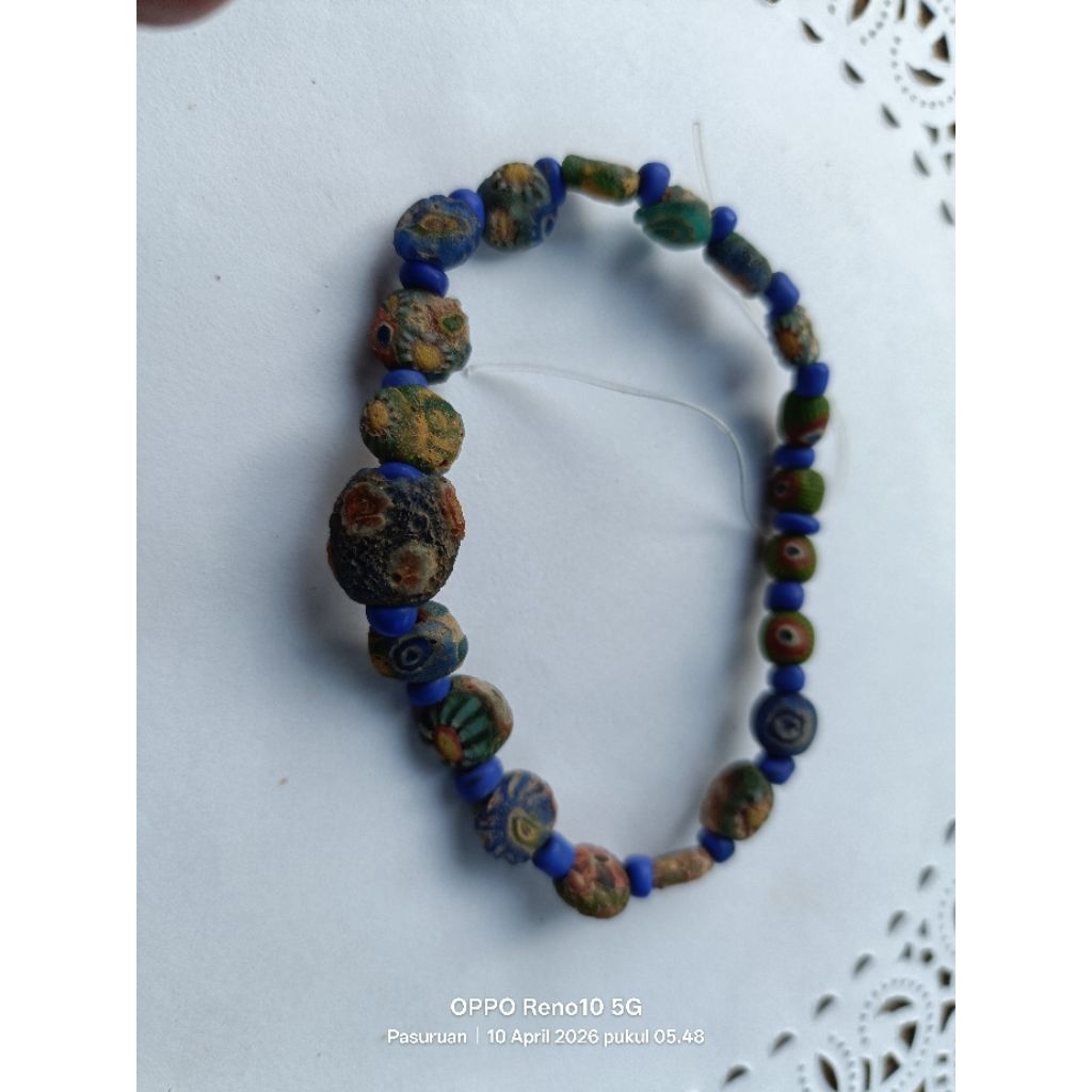 gelang manik kuno temuan motif full mata dewa