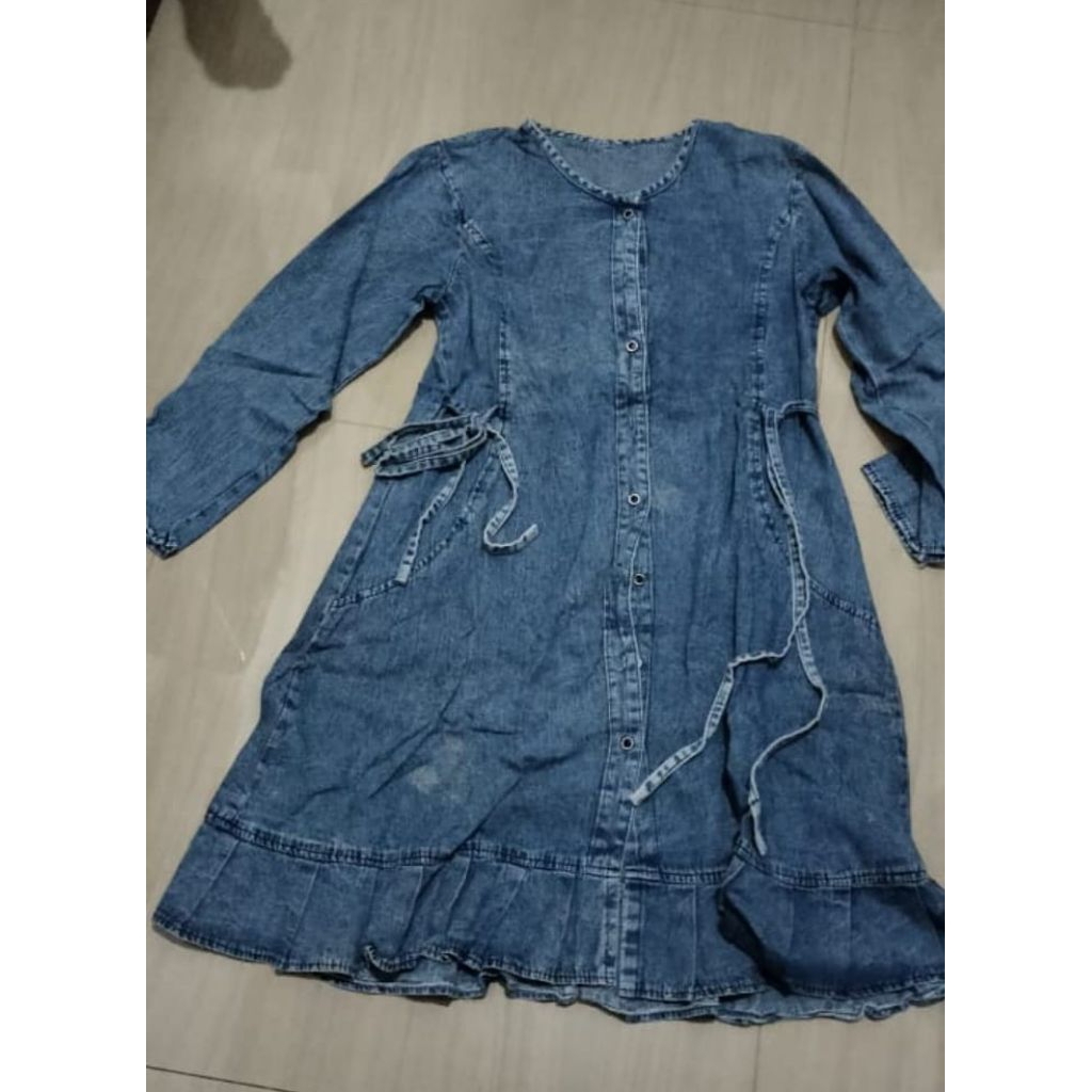 tunik levis