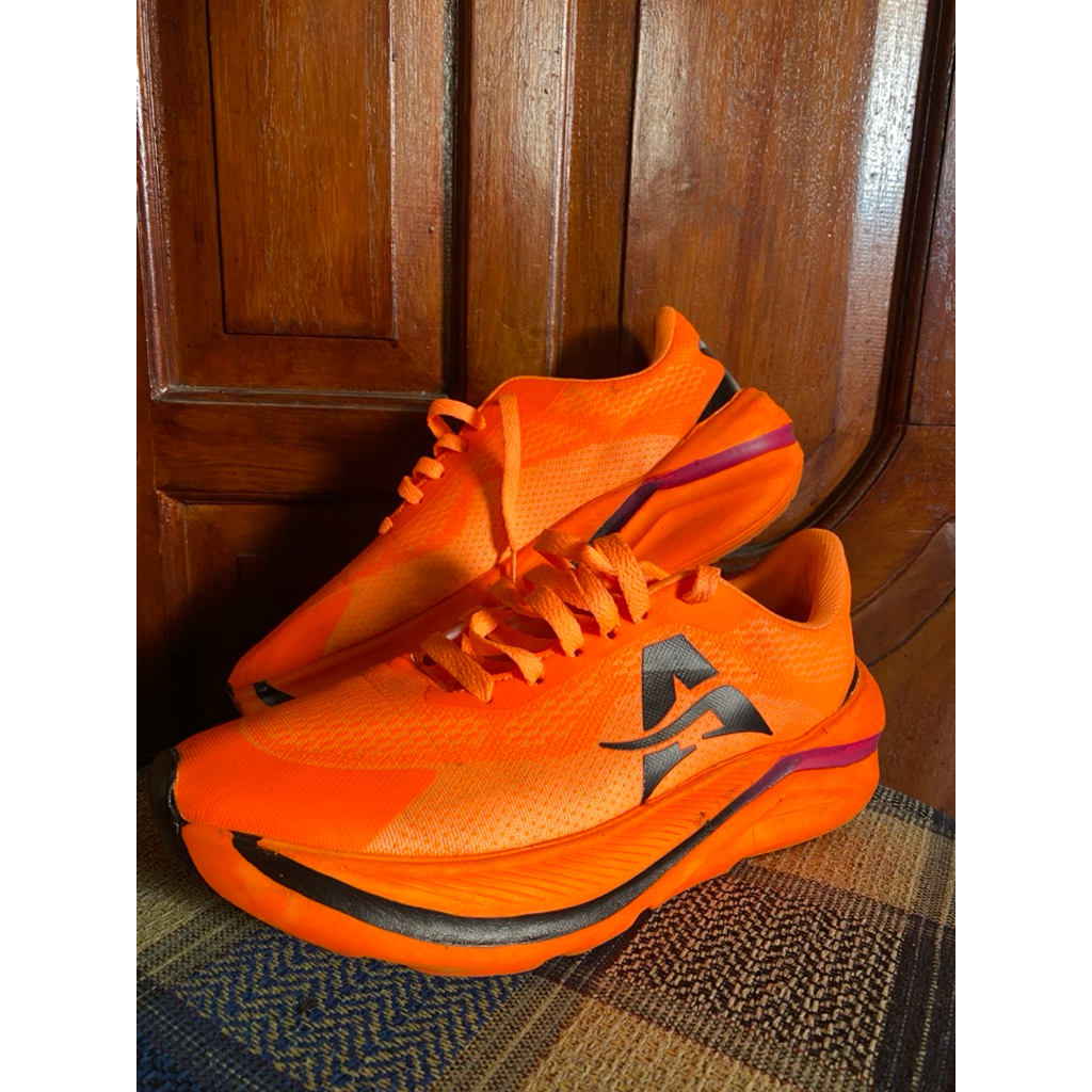 Preloved Running Shoes - Size 44