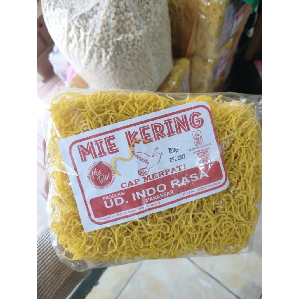 Mie Kering ( Mie Titi ) Cap Merpati Khas Makassar