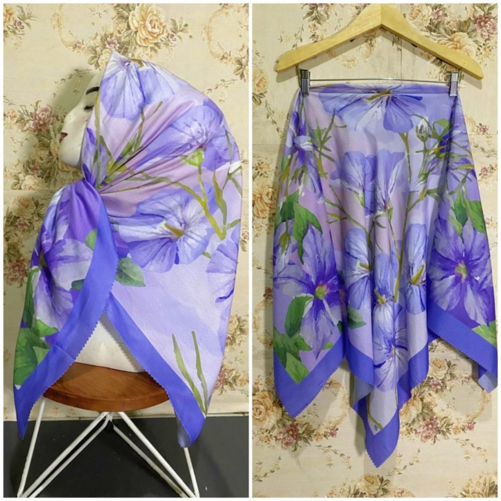 KERUDUNG SEGI EMPAT VOAL MOTIF SUBLIME KODE 348 BUNGA UNGU MUDA
