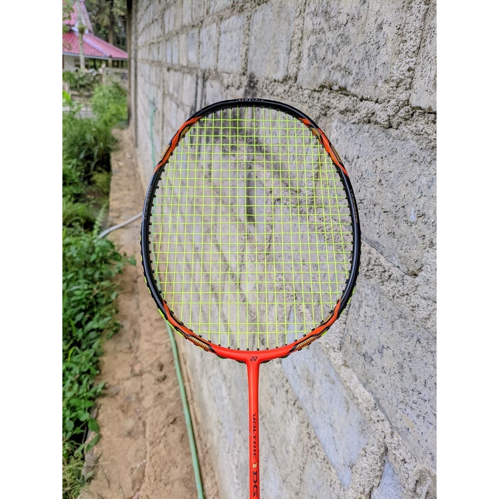 Raket Yonex Voltric 1 DG