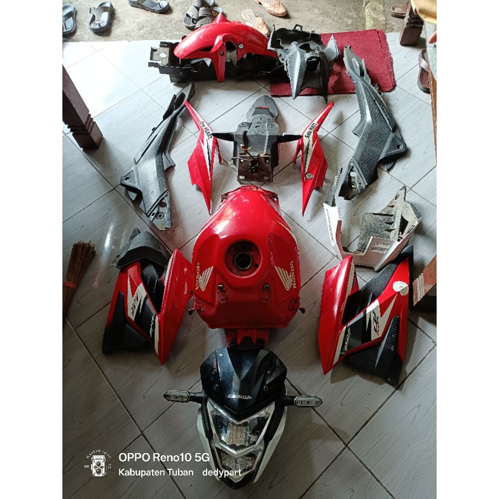 full body set dari depan sampai belakang 2nd ori cb150r V3