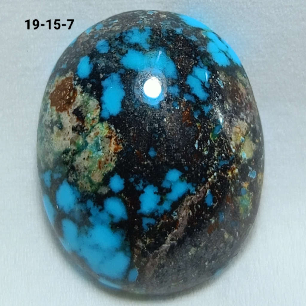NATURAL PIRUS PERSIA BIRU