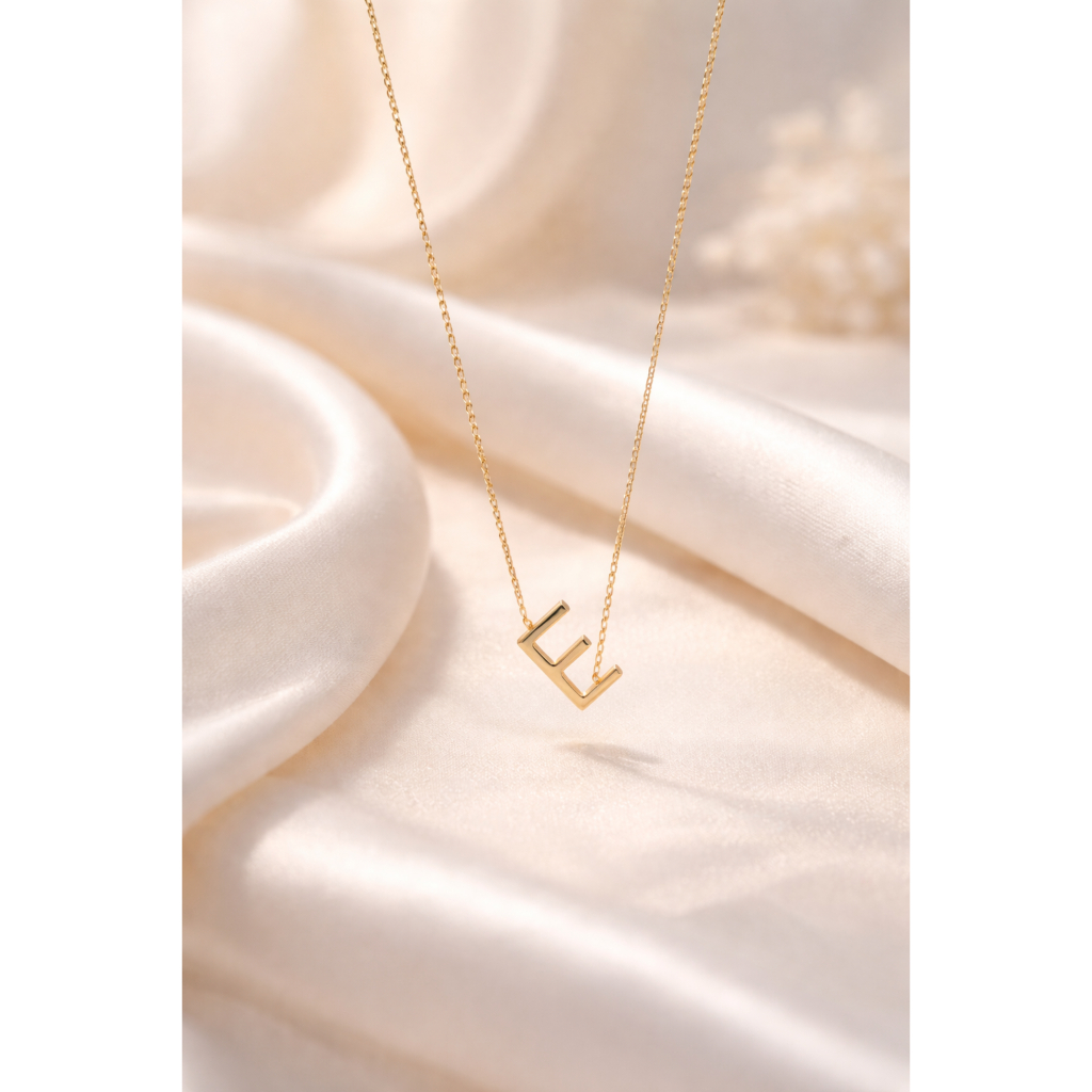 Kalung Persegi Inisial Huruf E Elegant Hadiah Kekasih Emas Asli
