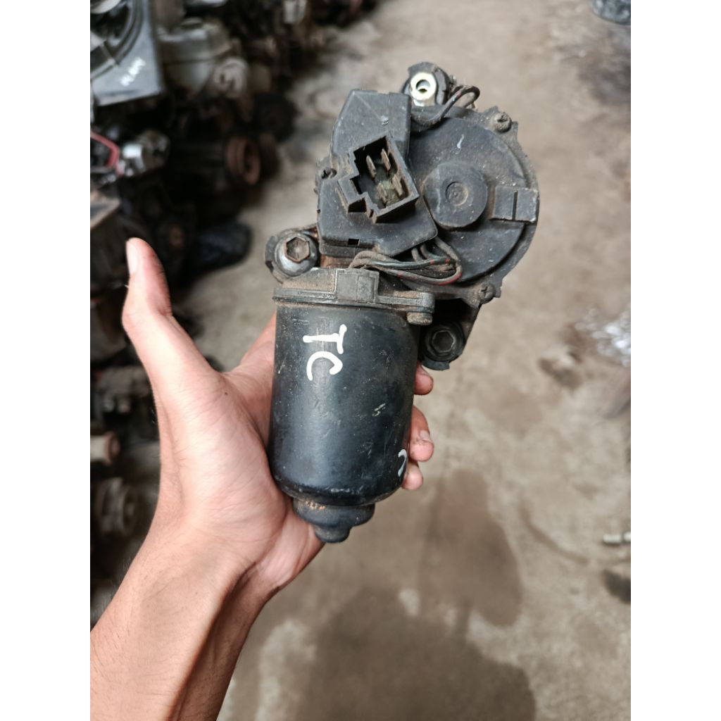 Dinamo wiper Corolla twincam