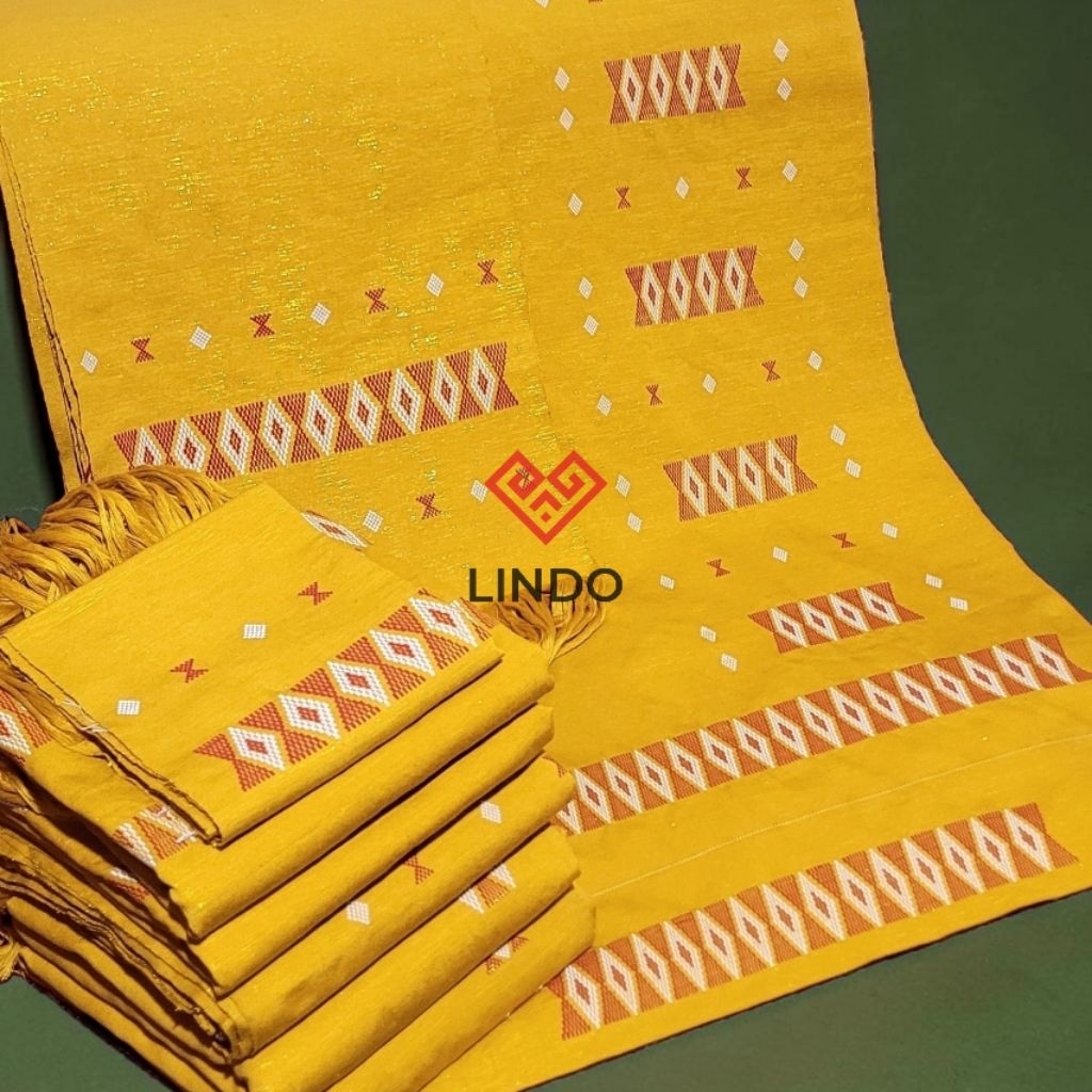 [Set Kain Orang Tua Pengantin] Tenun Paruki' Sa'dan Toraja (Pa' Kollong Bu'ku) (Kode: BA1048110)