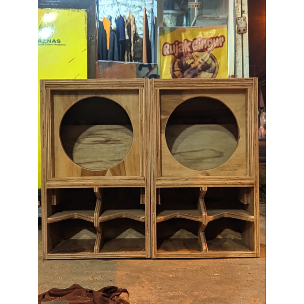 BOX CBS 10 inch BAHAN 15mm