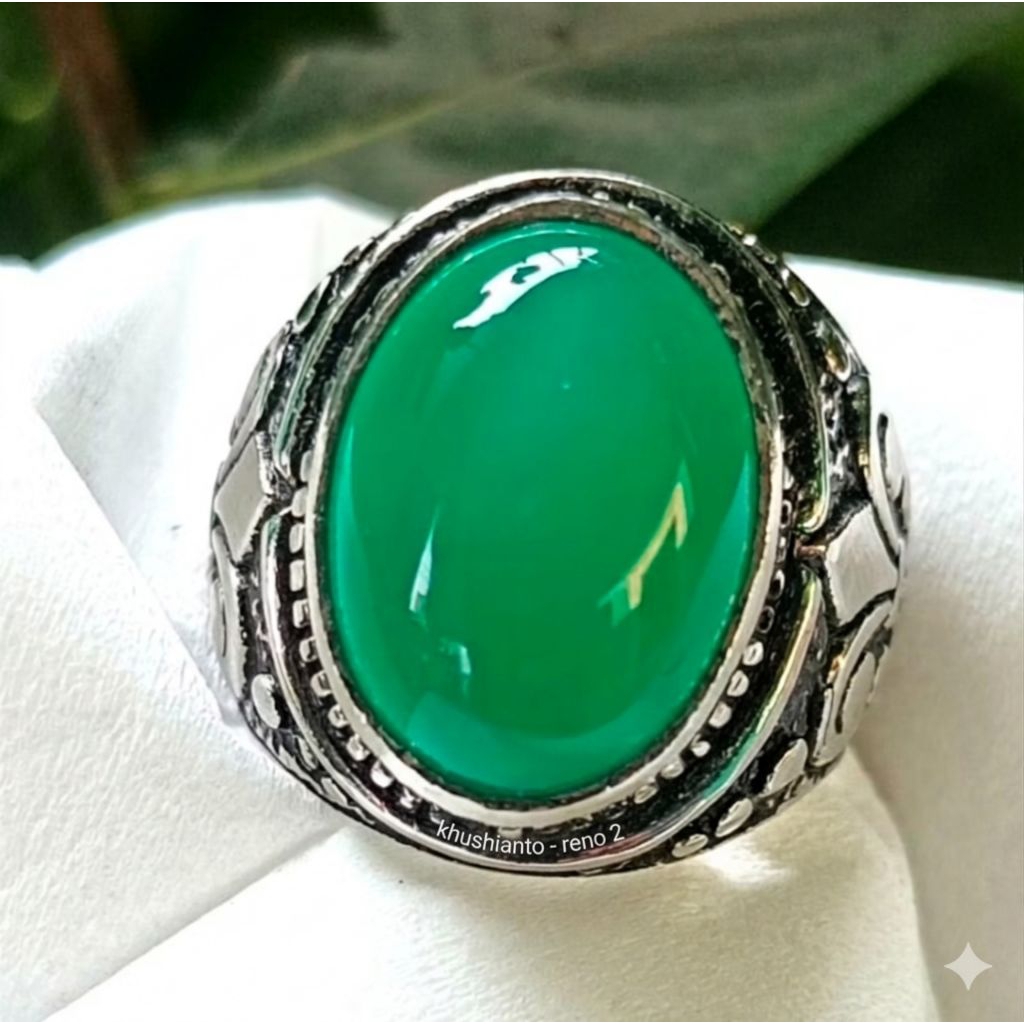 CINCIN BATU AKIK BACAN PALAMEA SUPER GLOWING