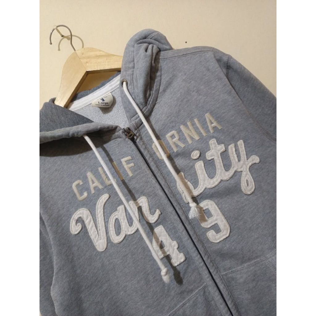 ZIPPER HOODIE WHO