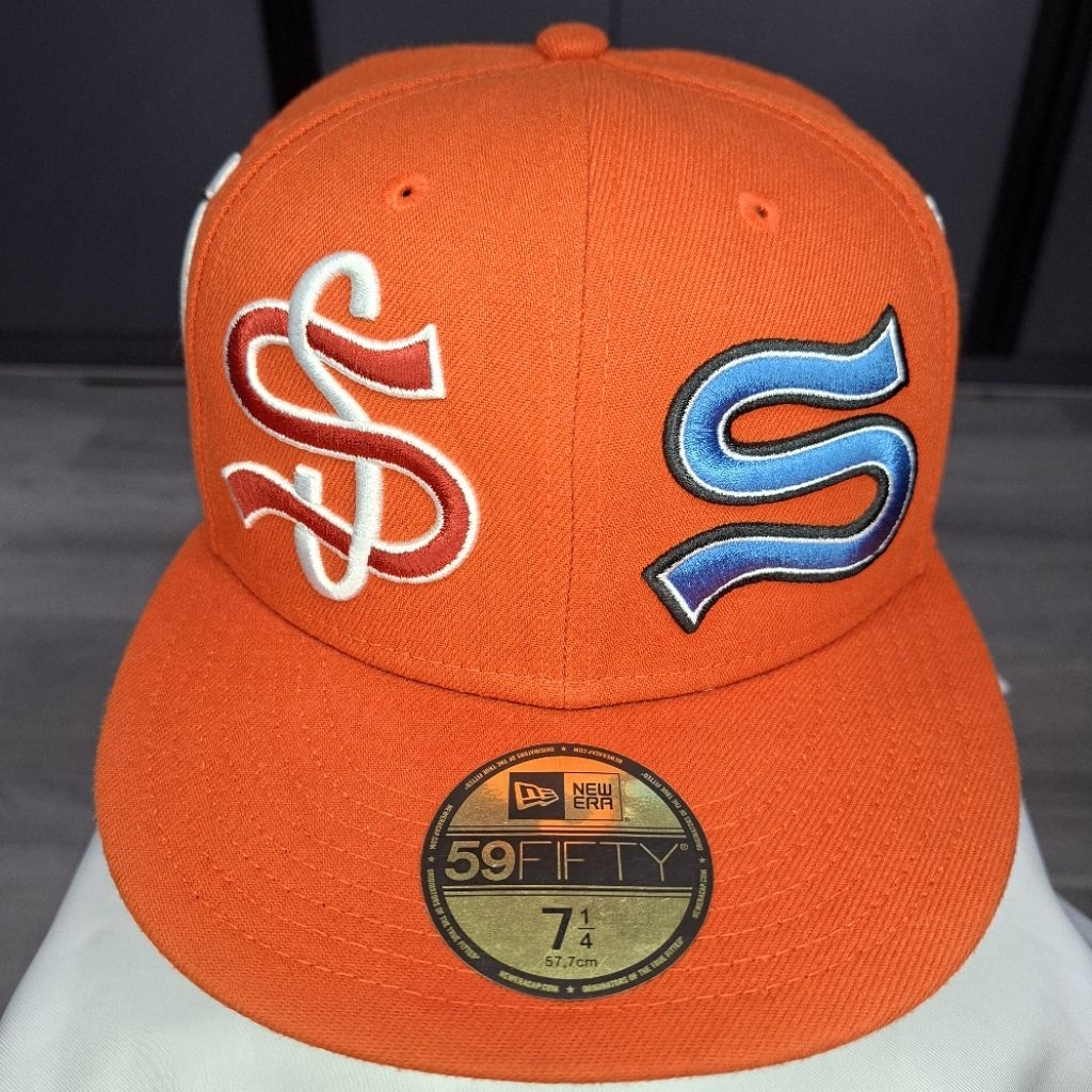 Stussy All Over Logo x New Era 59FIFTY 7 1/4 Oren