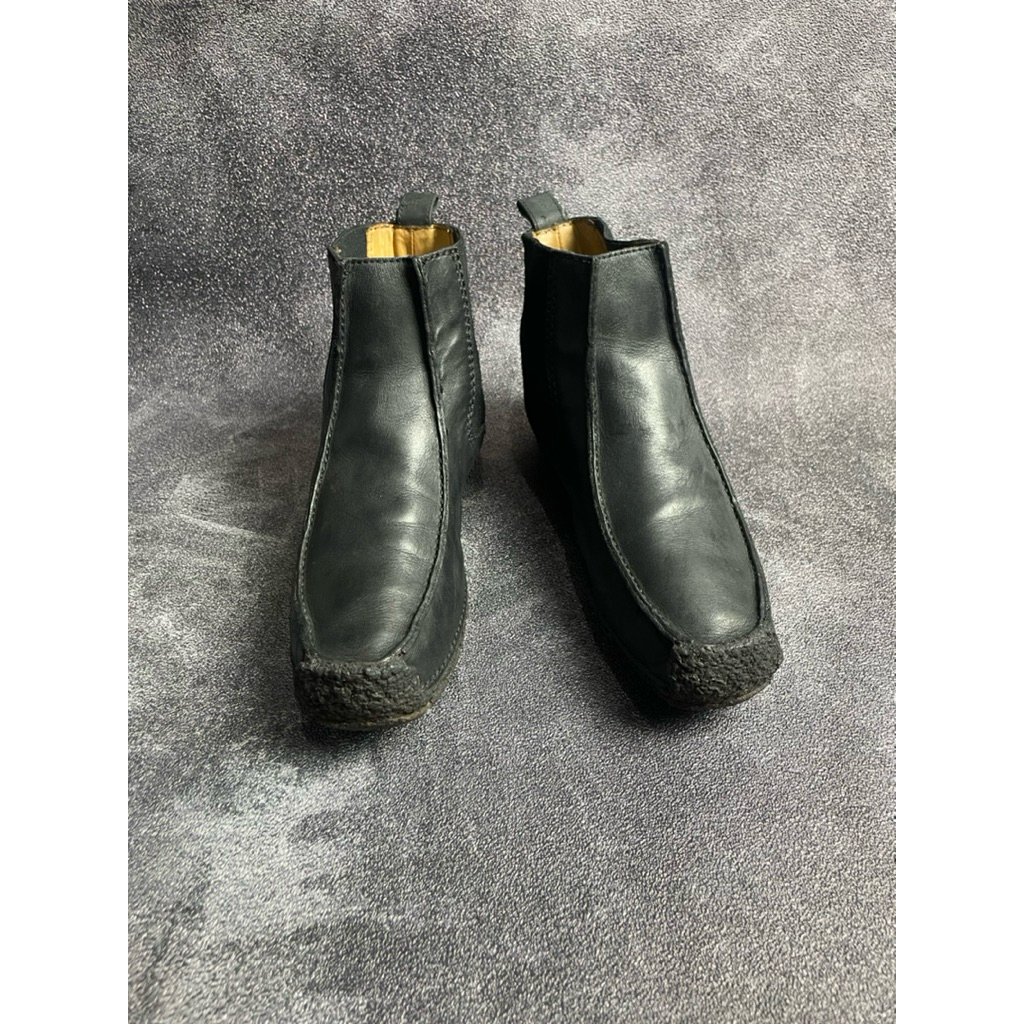 clarks originals wallabees boots black