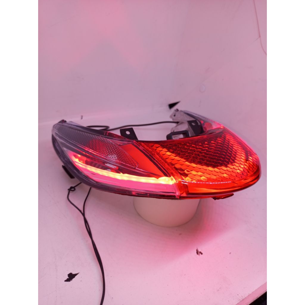 CUSTOM LAMPU STOP VARIO 110 KARBU PLUS DOUBLE ALIS