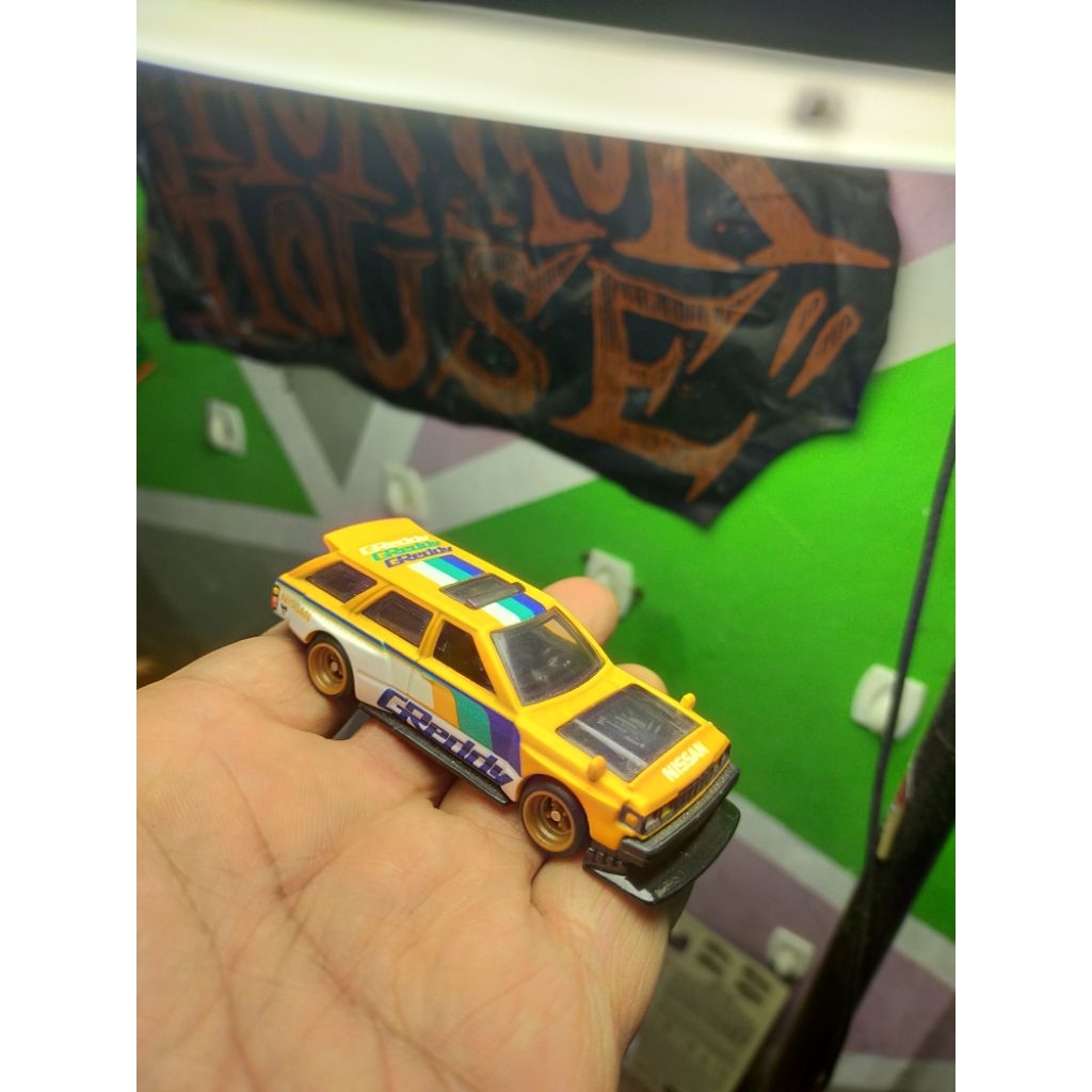 hotwheels Nissan maxima