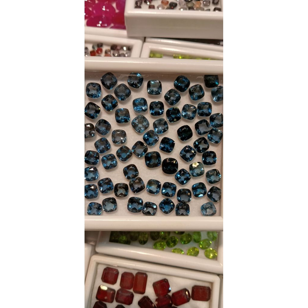 Batu Blue topas