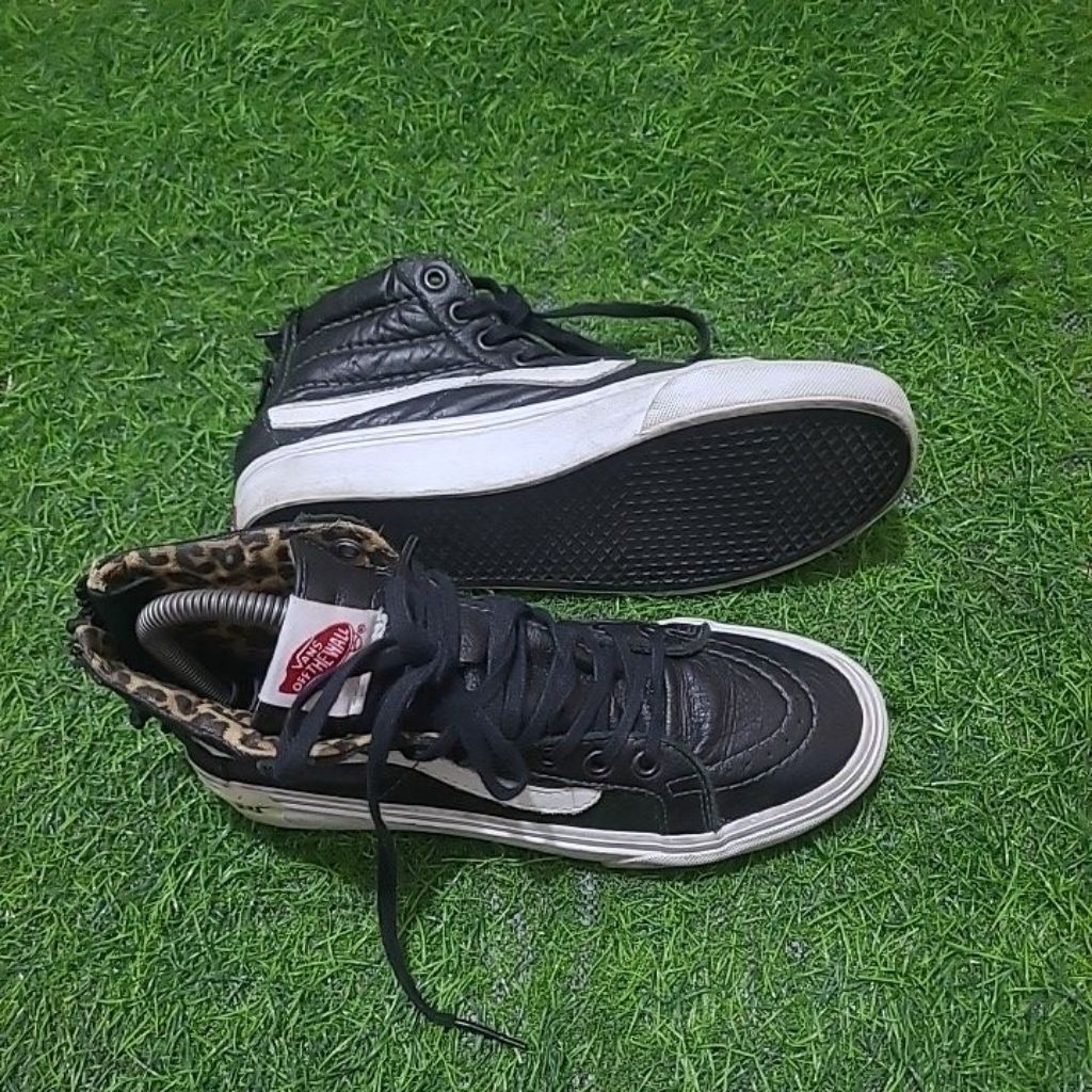 sepatu sneakers vans sl8 kulit size 37